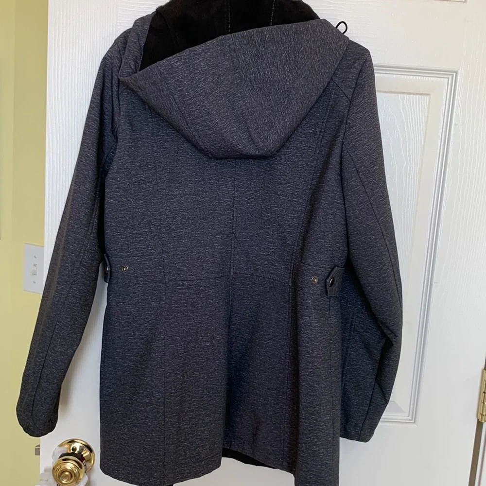 Jacket-lightweight - Picture 5 of 8